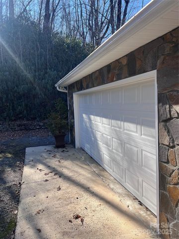 194 Ridgeview Drive, Whittier, NC 28789