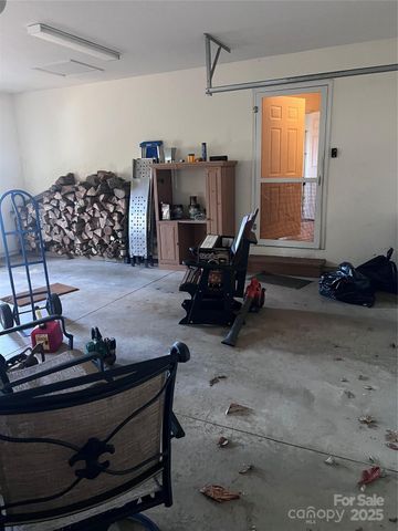 194 Ridgeview Drive, Whittier, NC 28789