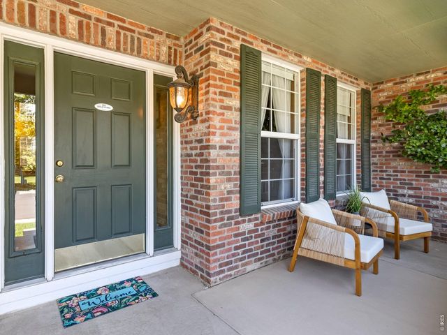 1586 Goshawk Dr, Longmont, CO 80504