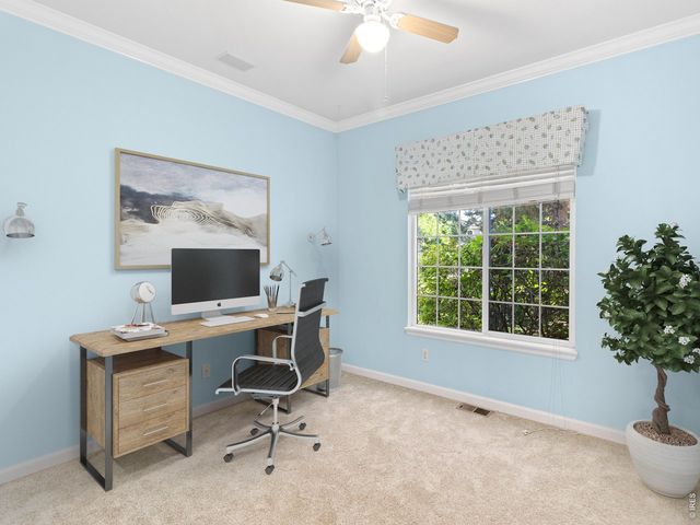 1586 Goshawk Dr, Longmont, CO 80504