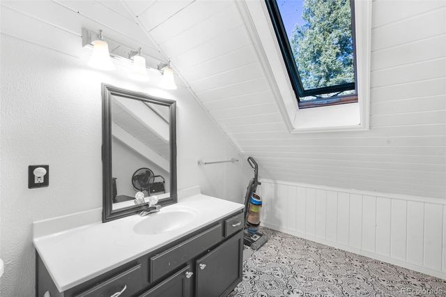 1276 Pinewood Road, Florissant, CO 80816