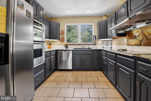 3439 MALBROOK DR, Falls Church, VA 22044