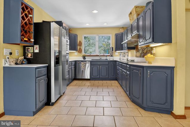 3439 MALBROOK DR, Falls Church, VA 22044