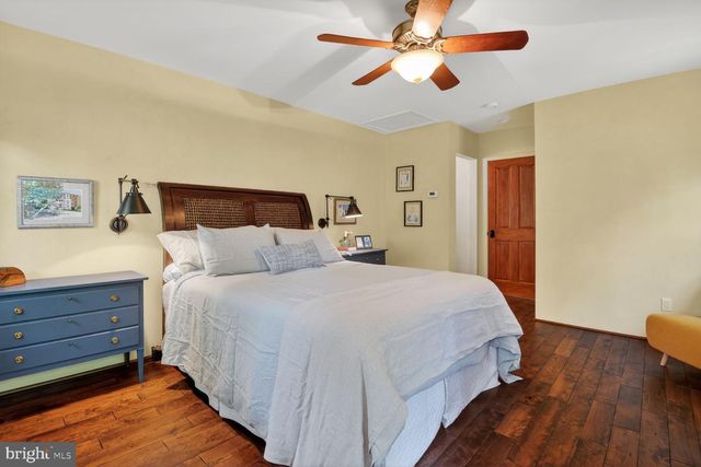 3439 MALBROOK DR, Falls Church, VA 22044