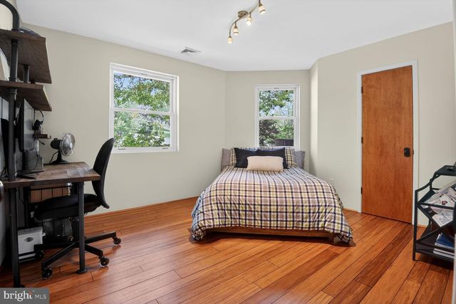 3439 MALBROOK DR, Falls Church, VA 22044