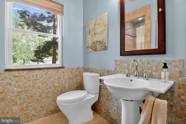 3439 MALBROOK DR, Falls Church, VA 22044