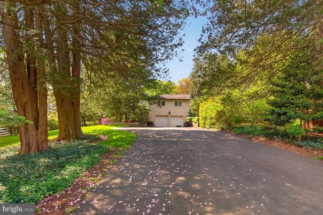 3439 MALBROOK DR, Falls Church, VA 22044