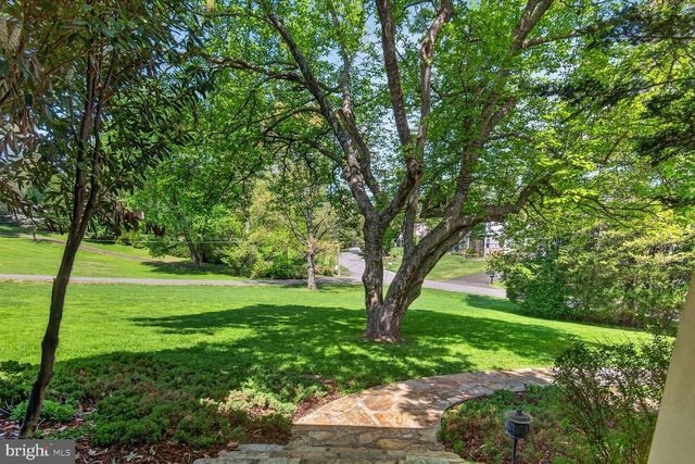 3439 MALBROOK DR, Falls Church, VA 22044