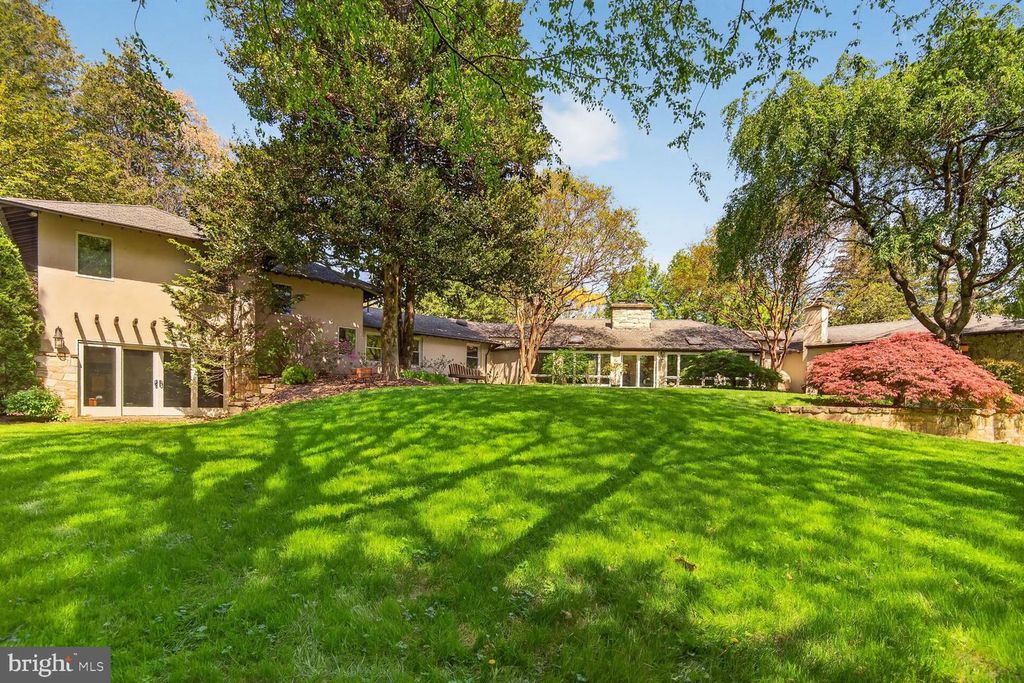 3439 MALBROOK DR, Falls Church, VA 22044