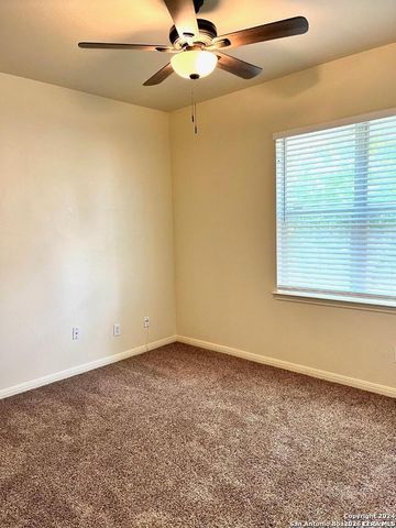 501 Dukeway, Universal City, TX 78148