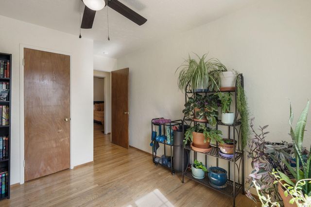 6013 Zimmerman Avenue NE, Albuquerque, NM 87110