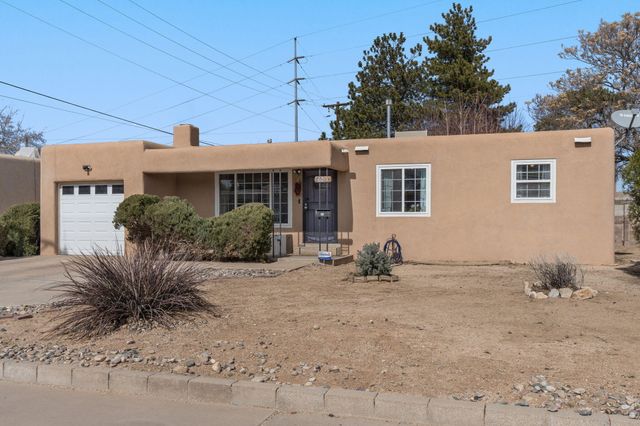 6013 Zimmerman Avenue NE, Albuquerque, NM 87110