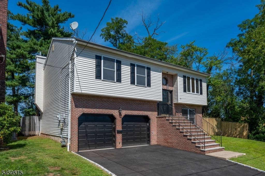 192 Indian Run Pkwy, Union Twp., NJ 07083 — photo 2