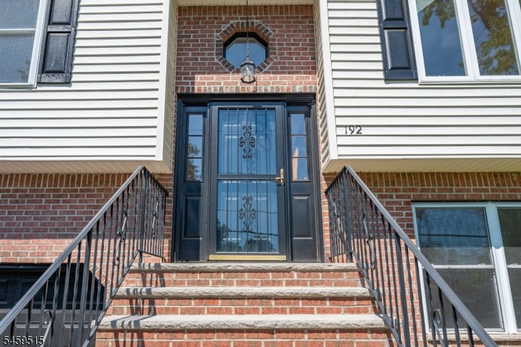 192 Indian Run Pkwy, Union Twp., NJ 07083 — photo 3