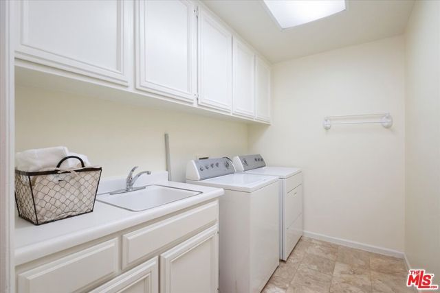 22322 Cairnloch Street, Calabasas, CA 91302