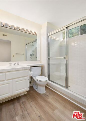 22322 Cairnloch Street, Calabasas, CA 91302
