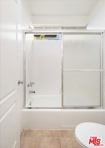 22322 Cairnloch Street, Calabasas, CA 91302