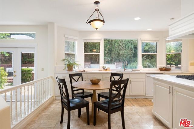 22322 Cairnloch Street, Calabasas, CA 91302