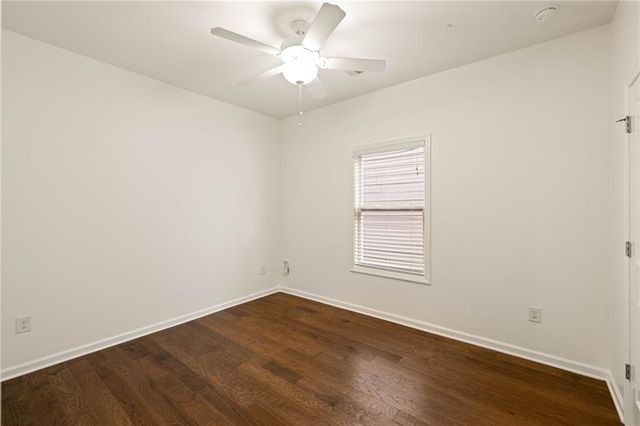 1052 Johnson Grove, Atlanta, GA 30318