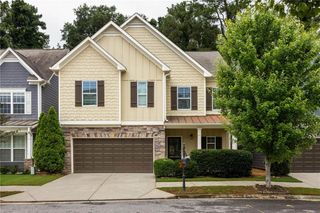 1052 Johnson Grove, Atlanta, GA 30318