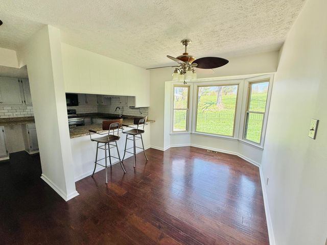 2020 Longview Drive, Georgetown, KY 40324