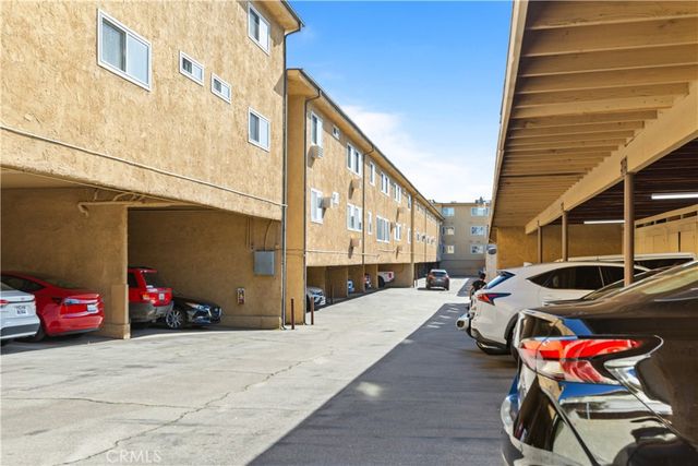 3220 Altura Avenue 331, La Crescenta, CA 91214