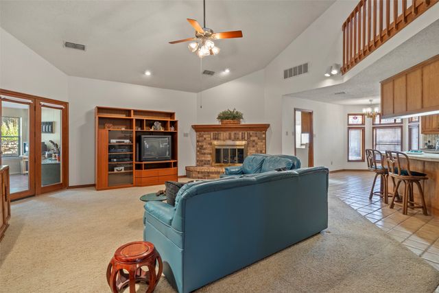 2707 Lincoln Drive, Arlington, TX 76006