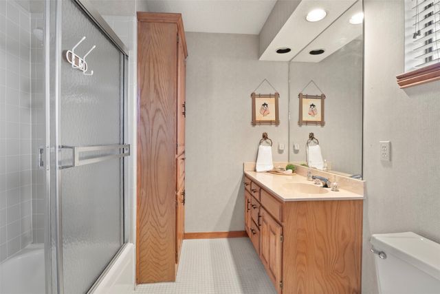 2707 Lincoln Drive, Arlington, TX 76006