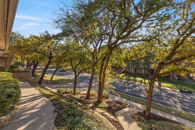 2707 Lincoln Drive, Arlington, TX 76006