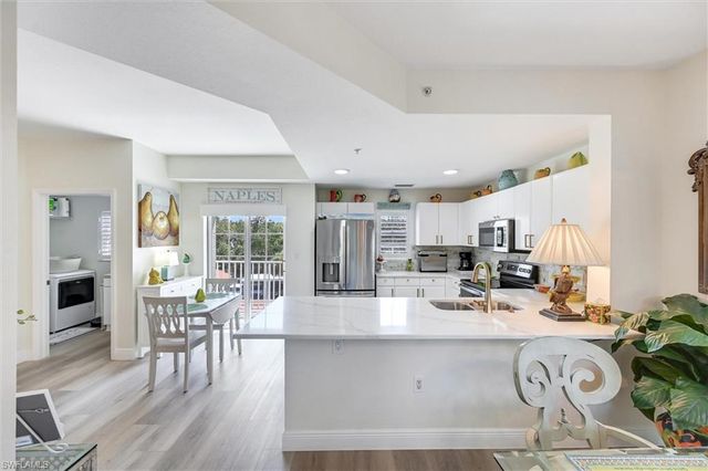 4500 Botanical Place CIR 4, Naples, FL 34112