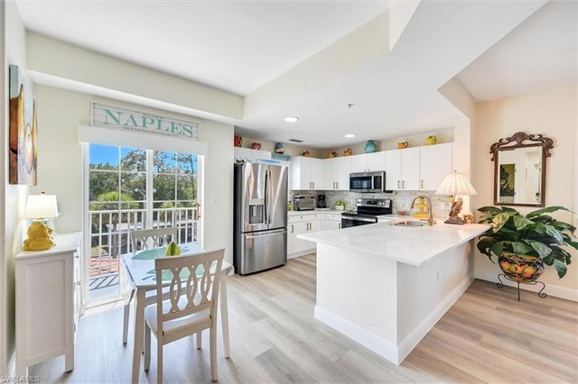 4500 Botanical Place CIR 4, Naples, FL 34112