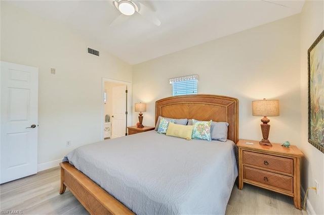 4500 Botanical Place CIR 4, Naples, FL 34112