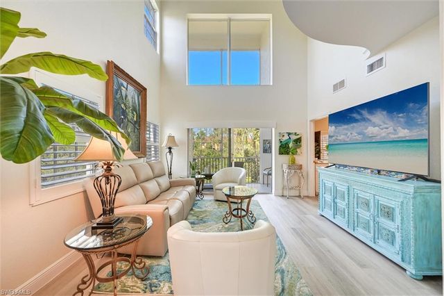 4500 Botanical Place CIR 4, Naples, FL 34112