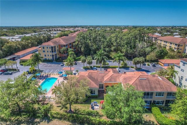 4500 Botanical Place CIR 4, Naples, FL 34112