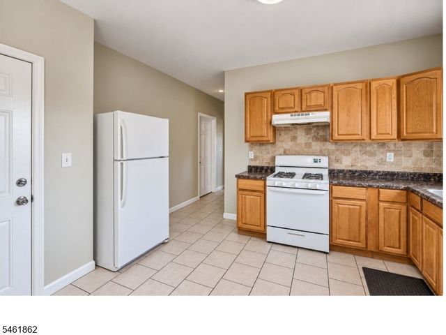 369 21St St, Irvington Twp., NJ 07111