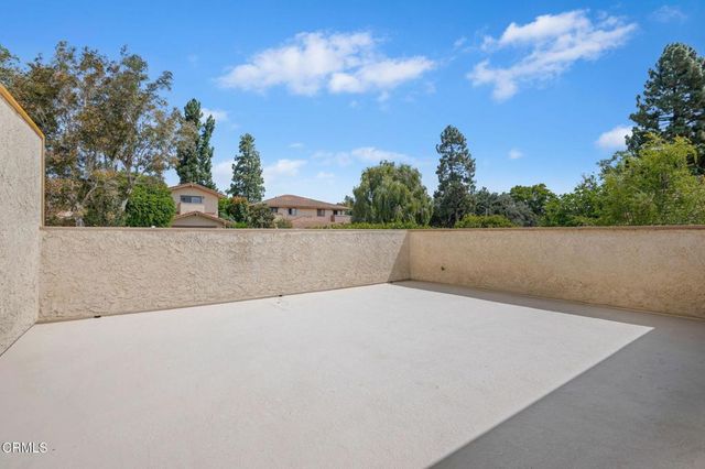 66 Paseo Esplendido, Camarillo, CA 93010