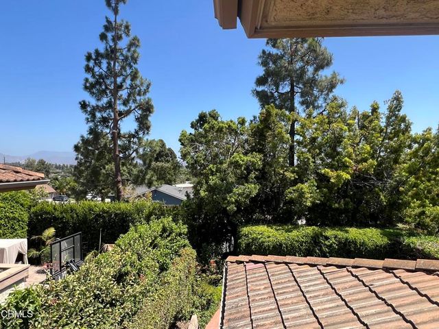 66 Paseo Esplendido, Camarillo, CA 93010