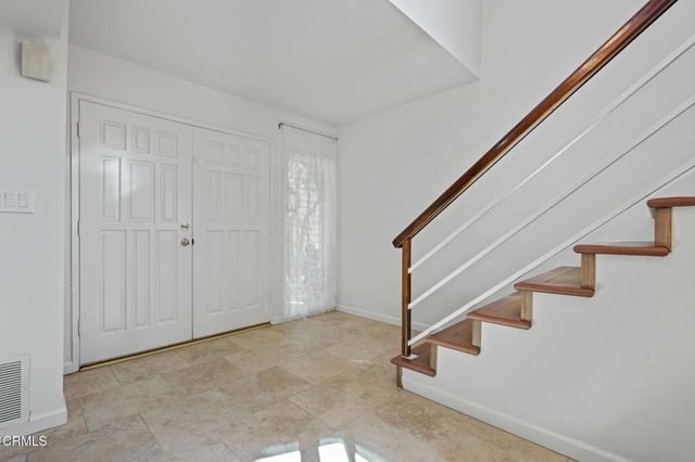 66 Paseo Esplendido, Camarillo, CA 93010