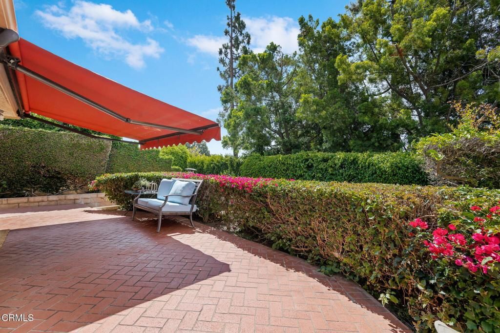 Image 18 of property listing at 66 Paseo Esplendido, Camarillo, CA 93010