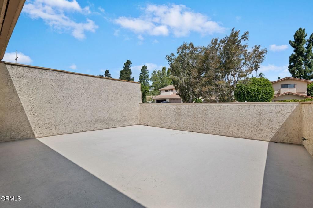 Image 30 of property listing at 66 Paseo Esplendido, Camarillo, CA 93010