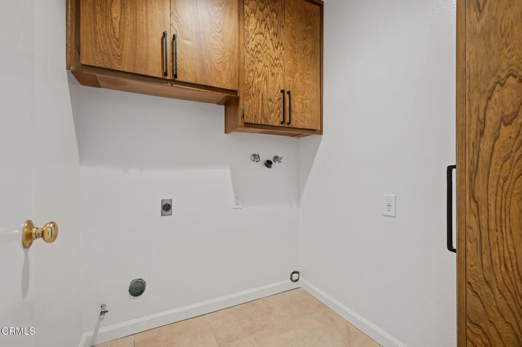 Image 34 of property listing at 66 Paseo Esplendido, Camarillo, CA 93010