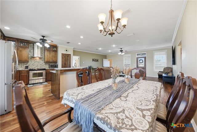 1733 County Road 376, Shiner, TX 77984