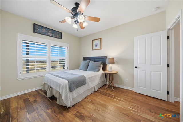 1733 County Road 376, Shiner, TX 77984