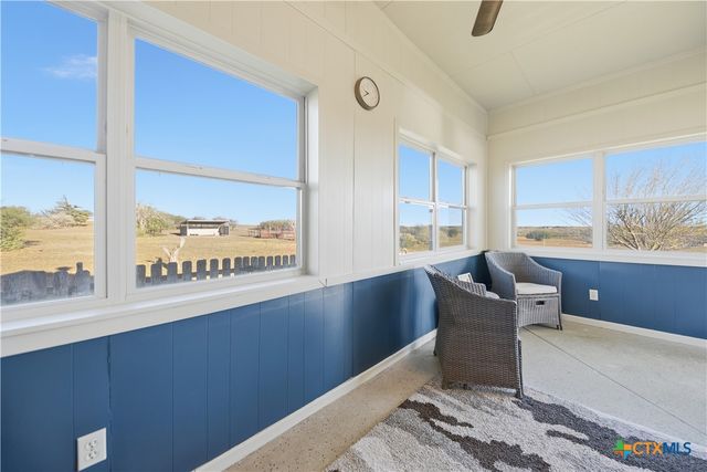 1733 County Road 376, Shiner, TX 77984