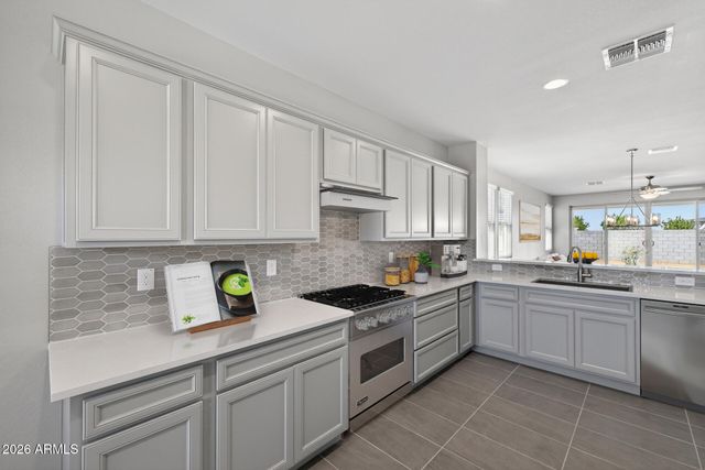 35084 N Sacramento Wash Road, San Tan Valley, AZ 85144