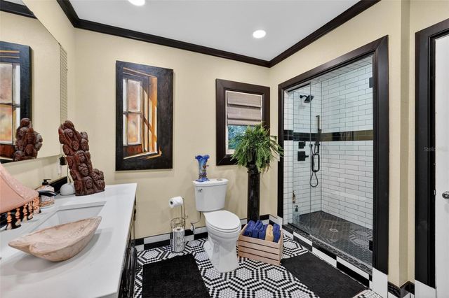 976 FAIRVIEW AVENUE, Mount Dora, FL 32757