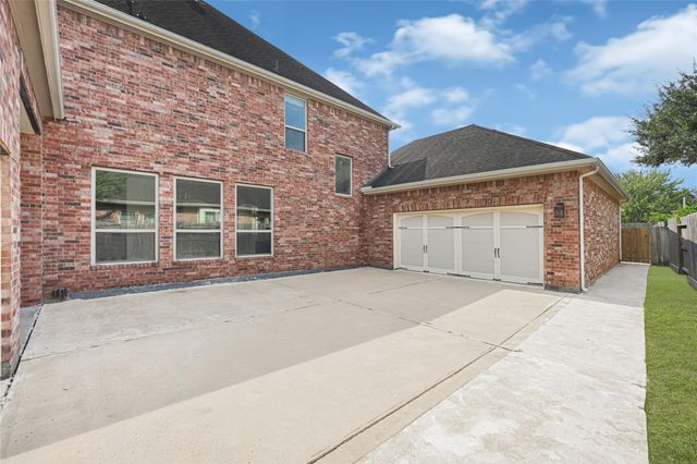 4526 Broken Rock Lane, Sugar Land, TX 77479