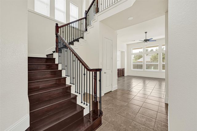 4526 Broken Rock Lane, Sugar Land, TX 77479