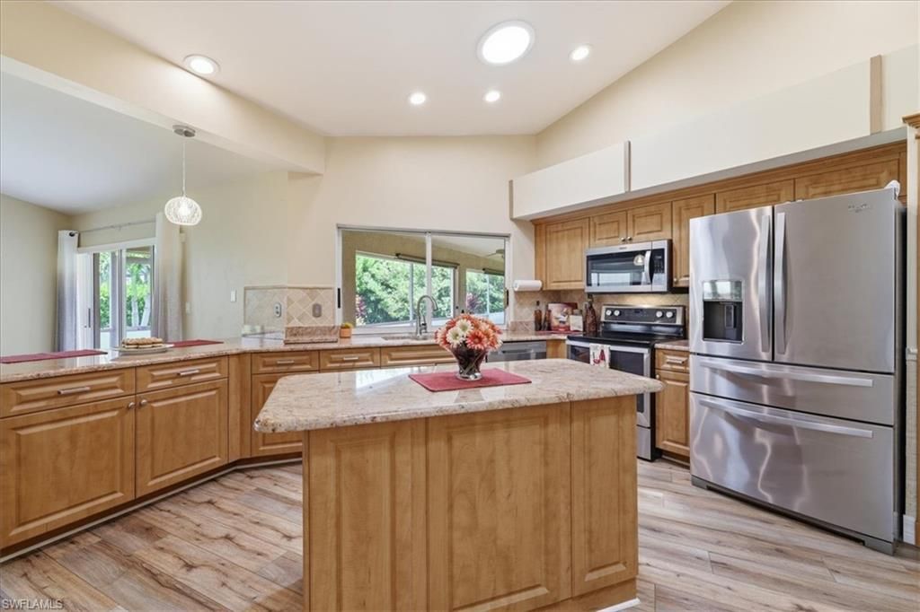 12780 Chartwell DR, FORT MYERS, FL 33912 — photo 4