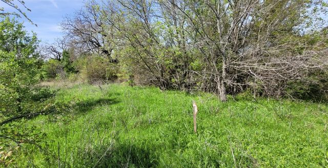 397 Clubhouse Drive, Burleson, TX 76028